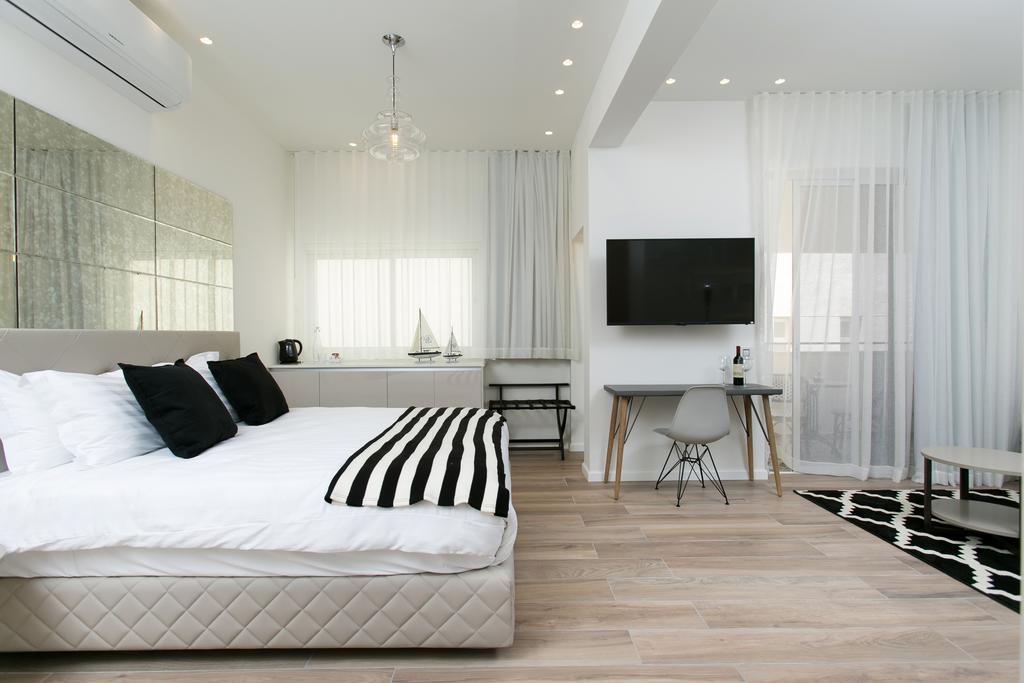 K Suites Tlv By The Beach Tel Aviv Ngoại thất bức ảnh