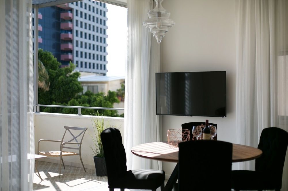 K Suites Tlv By The Beach Tel Aviv Ngoại thất bức ảnh