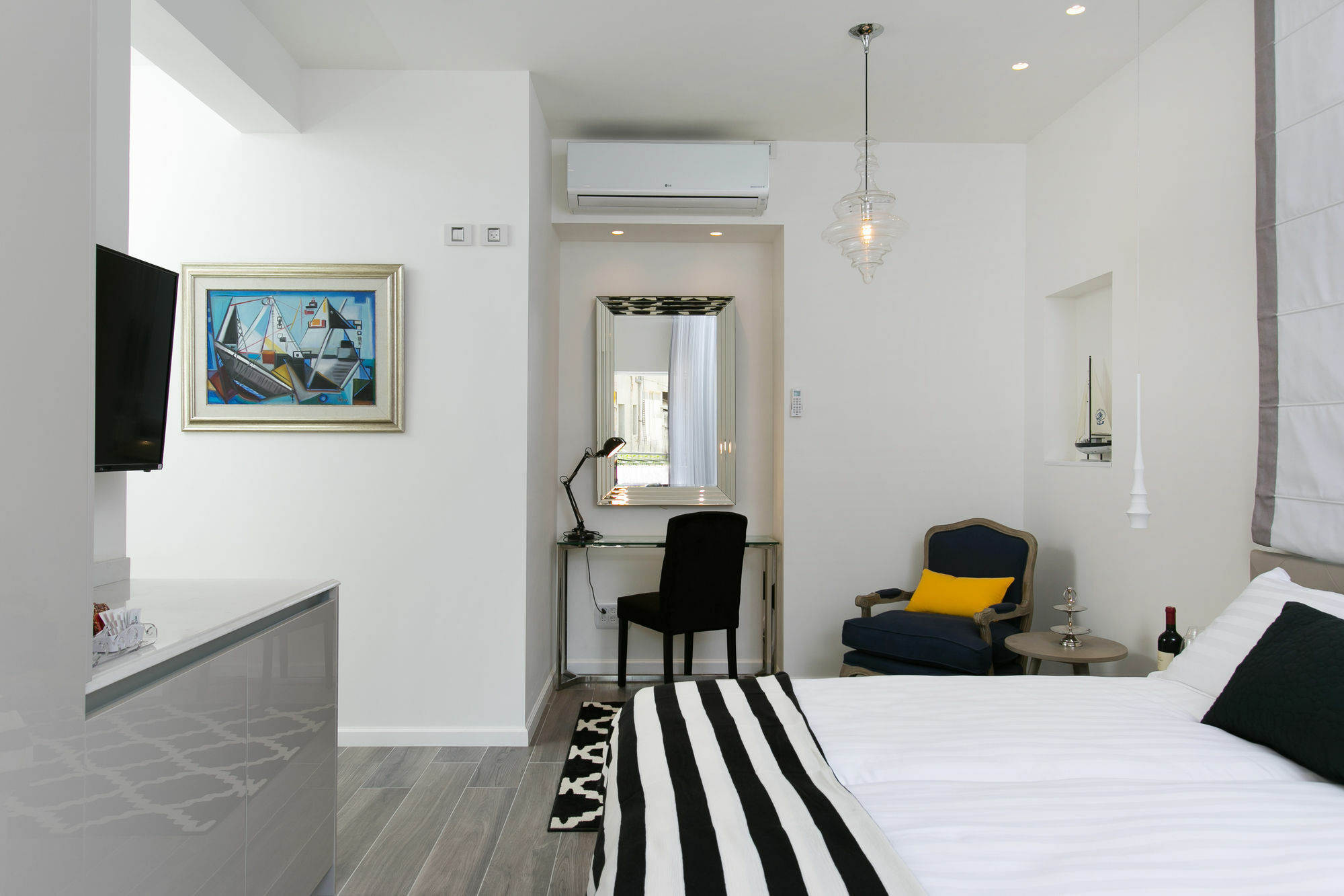 K Suites Tlv By The Beach Tel Aviv Ngoại thất bức ảnh