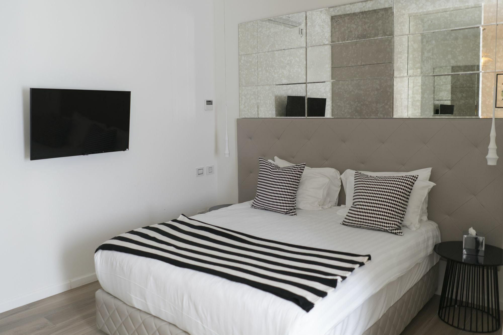 K Suites Tlv By The Beach Tel Aviv Ngoại thất bức ảnh