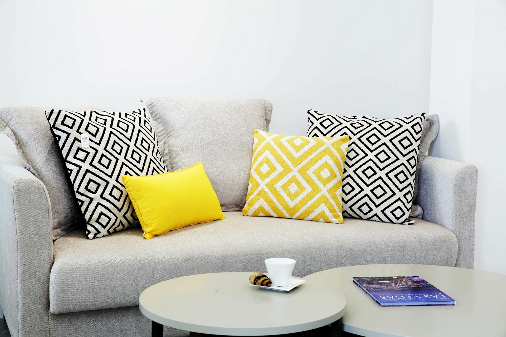 K Suites Tlv By The Beach Tel Aviv Ngoại thất bức ảnh