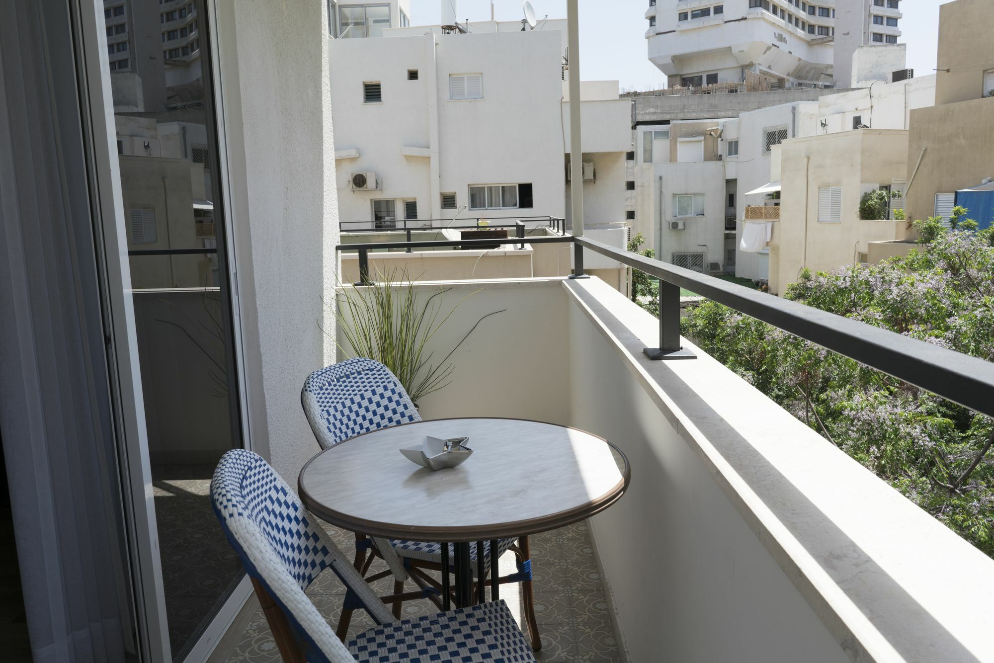 K Suites Tlv By The Beach Tel Aviv Ngoại thất bức ảnh